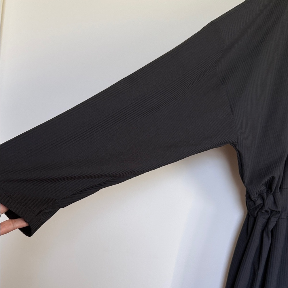 ASOS Elegant Black Women's Dress - Picture 4 of 10